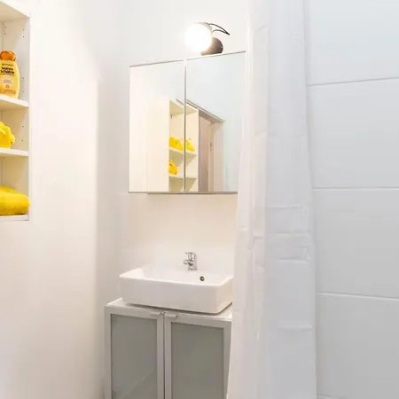 Modern 2 Bedroom In Schoeneberg דירה ברלין