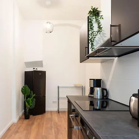 Apartment Modern 2 Bedroom In Schoeneberg