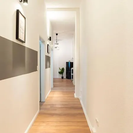 Apartmán Modern 2 Bedroom In Schoeneberg *