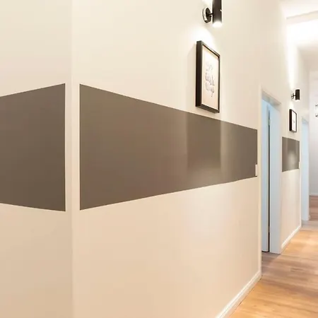 Modern 2 Bedroom In Schoeneberg * Berlín