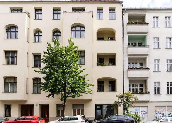 Modern 2 Bedroom In Schoeneberg Lägenhet